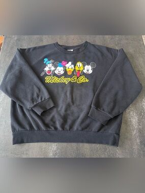 Disney Mickey & Co. Black Graphic Sweatshirt XL